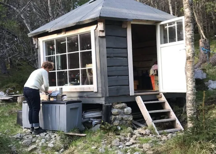 Peaceful With Spectacular Sea View Leknes