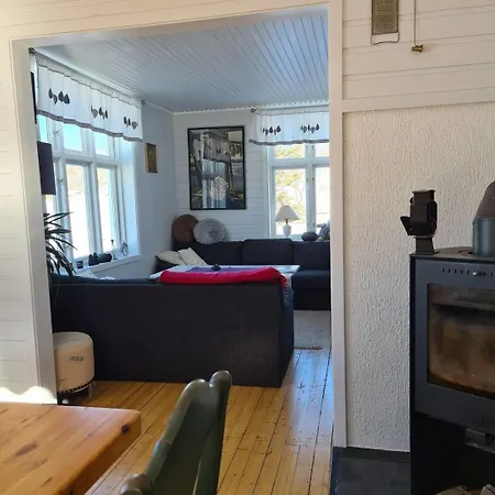 Peaceful With Spectacular Sea View Nyaraló Leknes